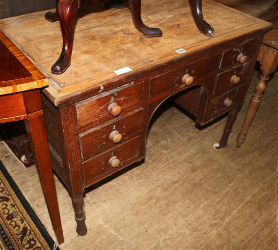 Pine desk